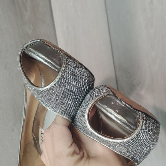 Badgley Mischka Womens Sparkly Glitter High Heels Open Toe shoes sz 7M - Picture 4 of 13